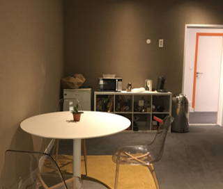 Bureau privé 26 m² 4 postes Coworking Rue de l'Est Boulogne-Billancourt 92100 - photo 1